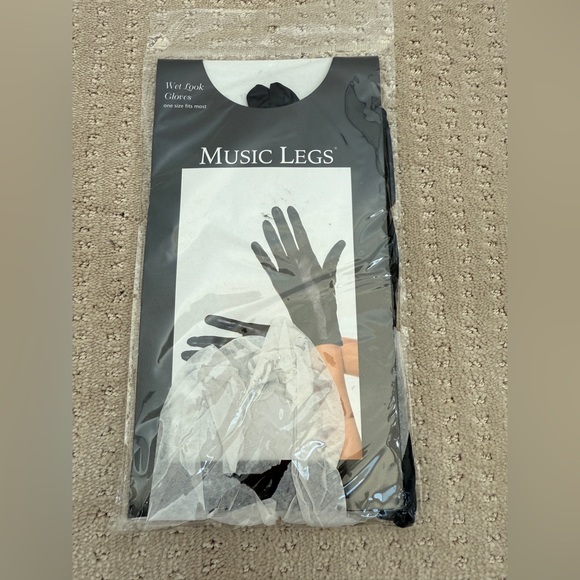 Music Legs Black Wet Look Gloves – Shiny Costume/Party Gloves (Style 469) NWT - Picture 3 of 3